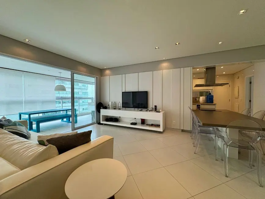 Foto 5 de Apartamento com 4 quartos à venda, 201m2 em Bertioga - SP