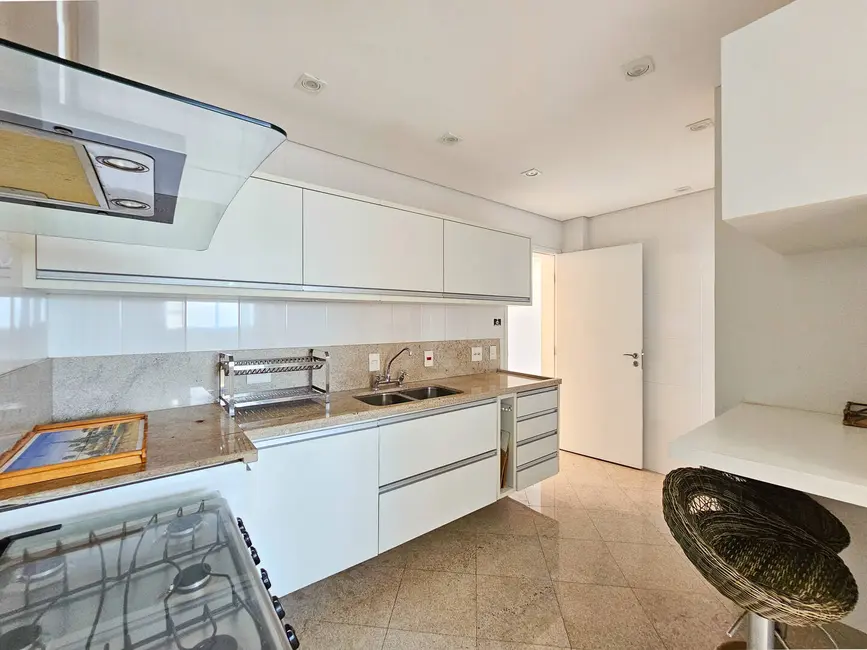 Foto 2 de Apartamento com 4 quartos à venda, 240m2 em Bertioga - SP