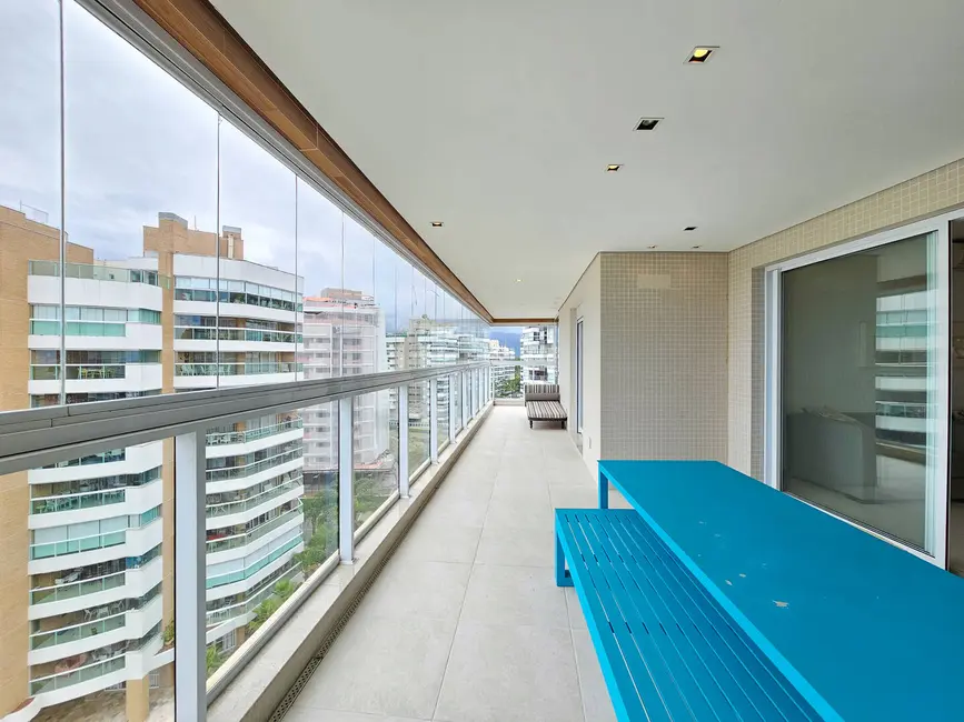 Apartamento com 4 quartos à venda, 240m2 em Bertioga - SP - imagem 9 Foto 9 de Apartamento com 4 quartos à venda, 240m2 em Bertioga - SP