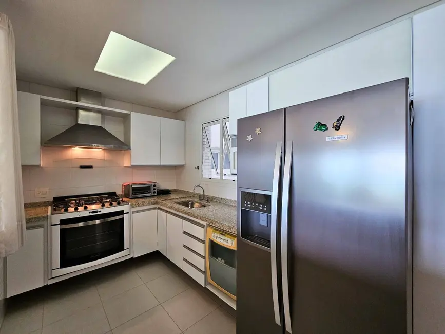 Foto 3 de Apartamento com 4 quartos à venda, 147m2 em Bertioga - SP