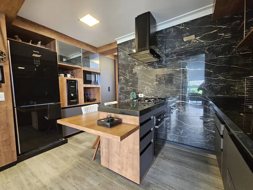 Apartamento com 4 quartos à venda, 161m2 em Bertioga - SP - imagem 2 Foto 2 de Apartamento com 4 quartos à venda, 161m2 em Bertioga - SP