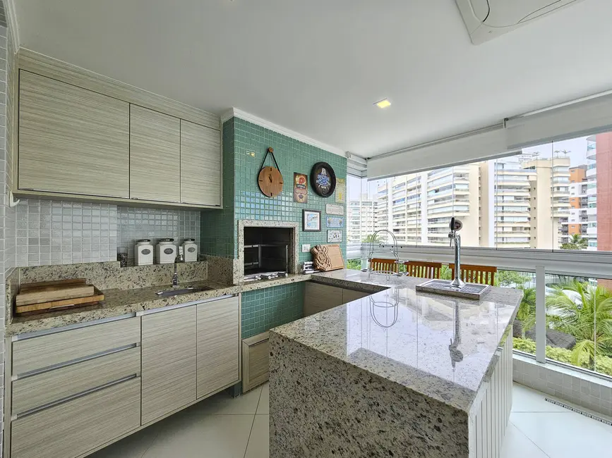 Foto 6 de Apartamento com 3 quartos à venda, 151m2 em Bertioga - SP