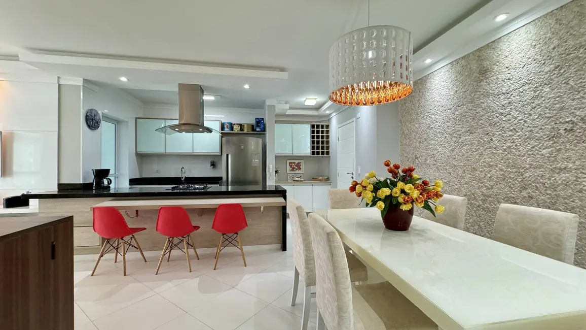 Foto 3 de Apartamento com 3 quartos à venda, 126m2 em Bertioga - SP