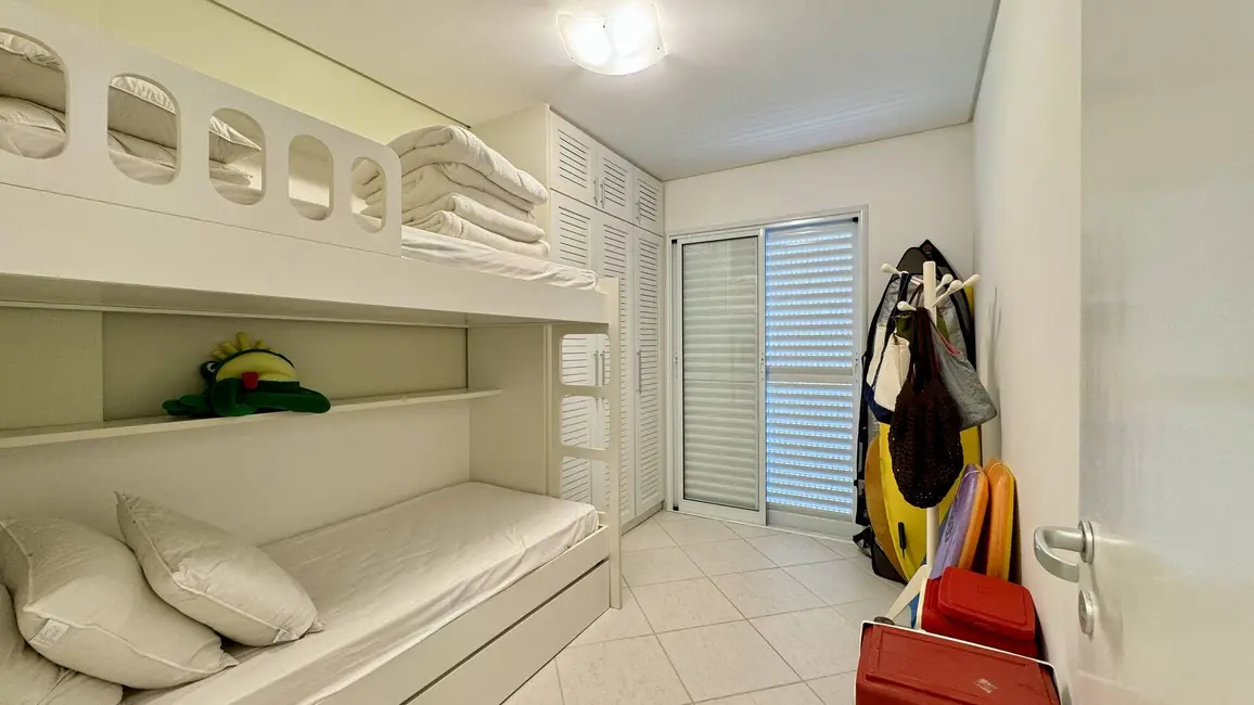 Foto 9 de Apartamento com 4 quartos à venda, 137m2 em Bertioga - SP