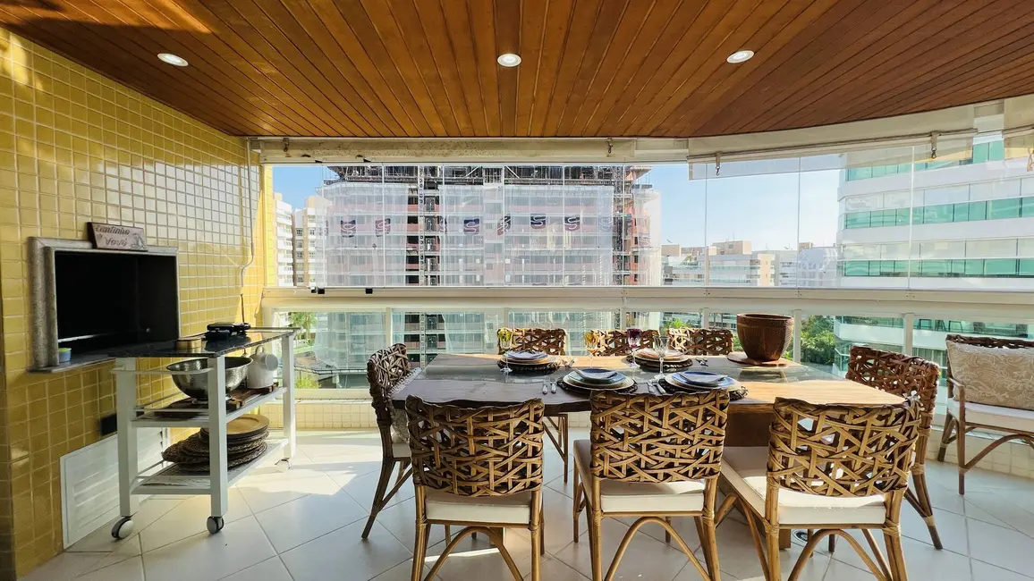 Foto 9 de Apartamento com 4 quartos à venda, 160m2 em Bertioga - SP