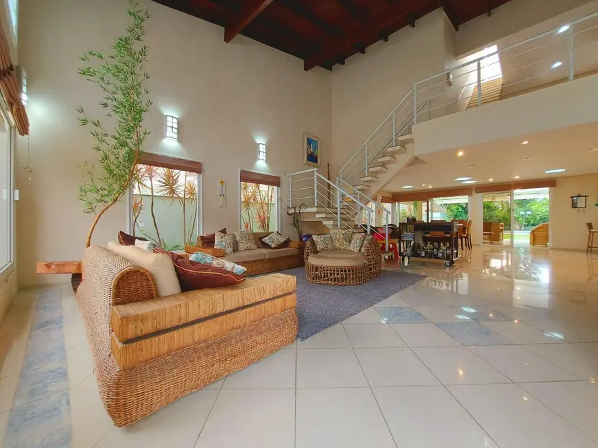 Foto 3 de Casa com 6 quartos à venda, 453m2 em Bertioga - SP