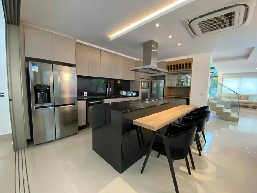 Foto 5 de Casa com 6 quartos à venda, 495m2 em Bertioga - SP