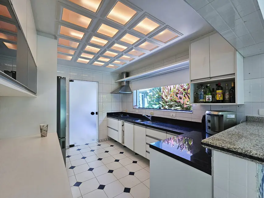 Foto 4 de Casa com 5 quartos à venda, 292m2 em Bertioga - SP