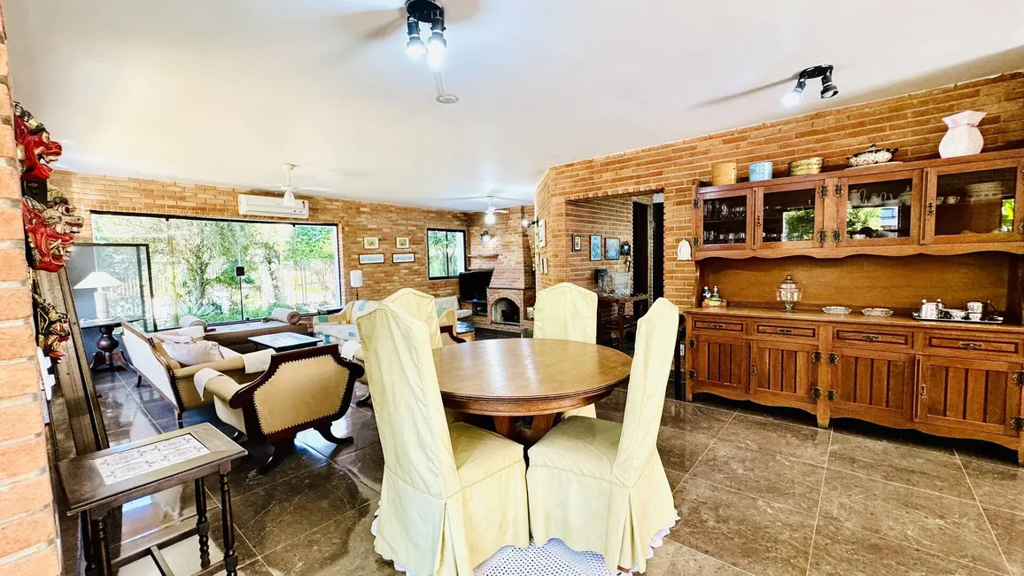 Foto 5 de Casa com 5 quartos à venda, 472m2 em Bertioga - SP