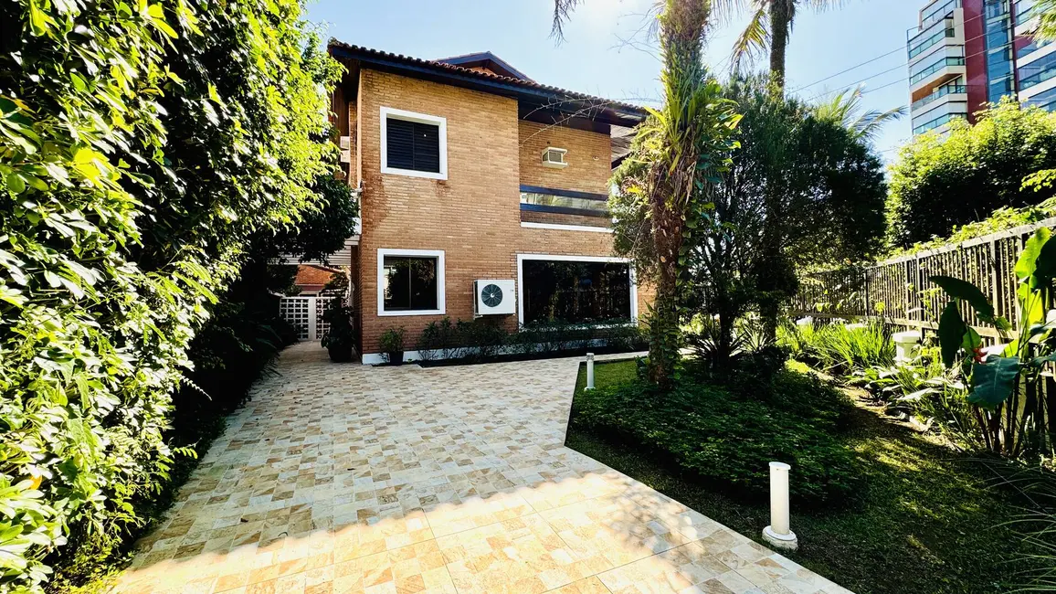 Foto 1 de Casa com 5 quartos à venda, 472m2 em Bertioga - SP
