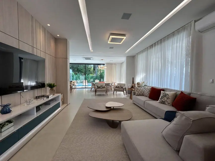 Foto 2 de Casa com 6 quartos à venda, 600m2 em Bertioga - SP