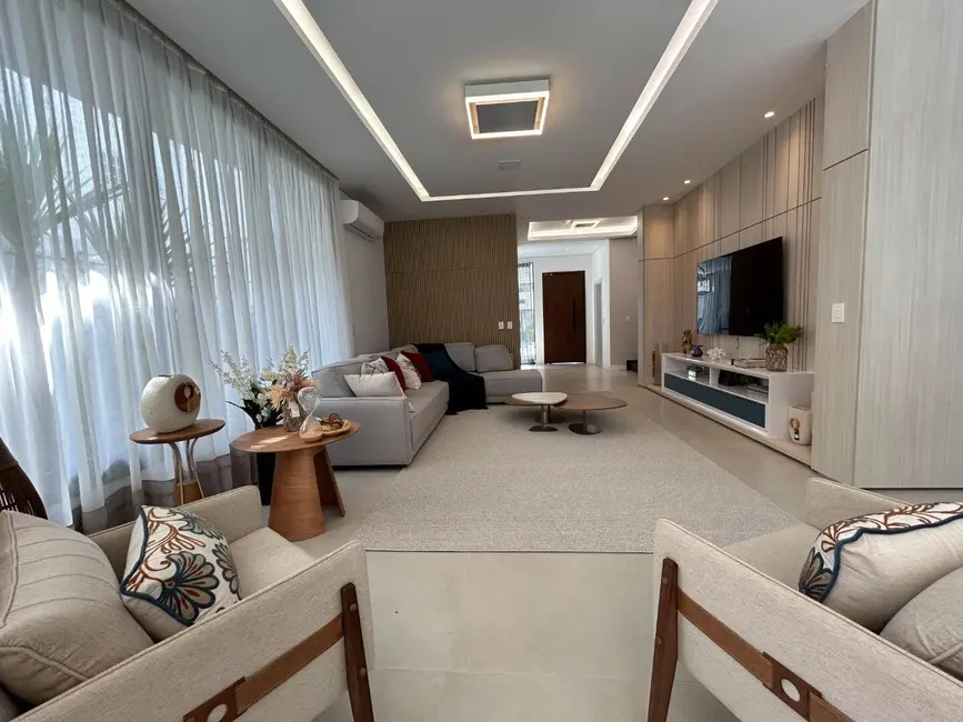 Foto 4 de Casa com 6 quartos à venda, 600m2 em Bertioga - SP