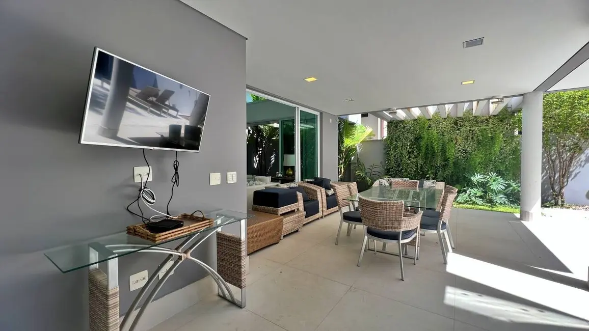 Casa com 6 quartos à venda, 459m2 em Bertioga - SP - imagem 8 Foto 8 de Casa com 6 quartos à venda, 459m2 em Bertioga - SP