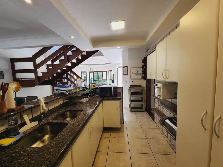 Foto 1 de Casa com 5 quartos à venda, 481m2 em Bertioga - SP