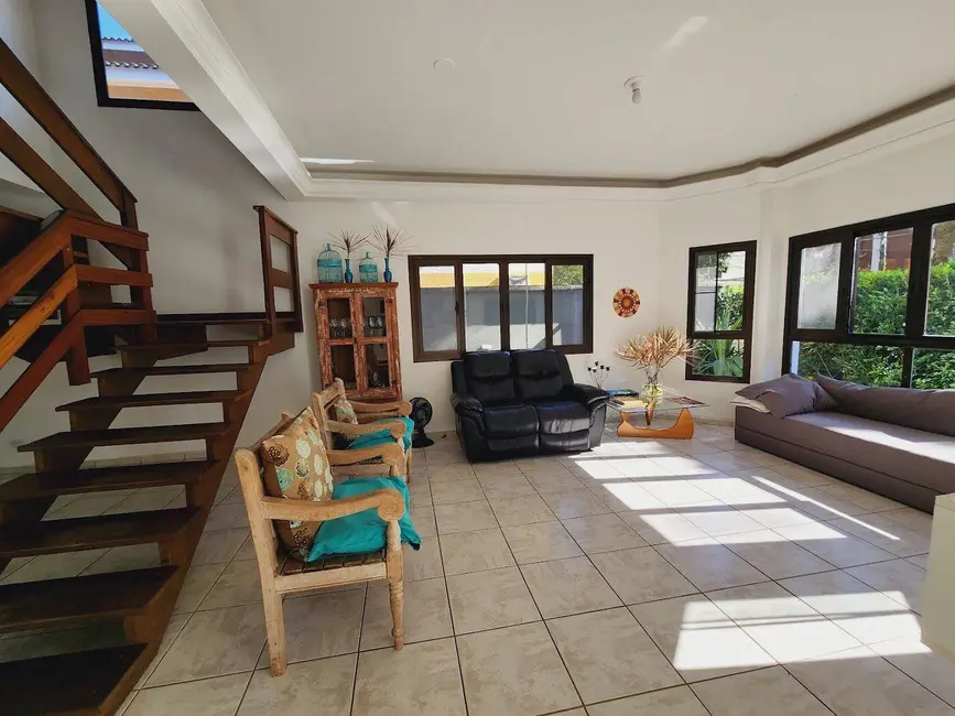 Foto 4 de Casa com 5 quartos à venda, 481m2 em Bertioga - SP