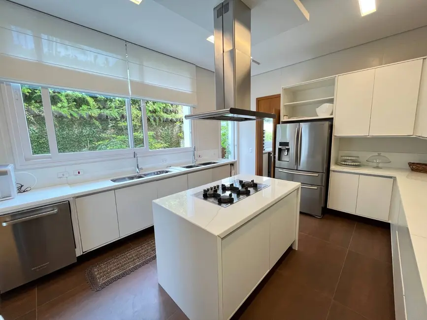 Casa com 6 quartos à venda, 900m2 em Bertioga - SP - imagem 2 Foto 2 de Casa com 6 quartos à venda, 900m2 em Bertioga - SP