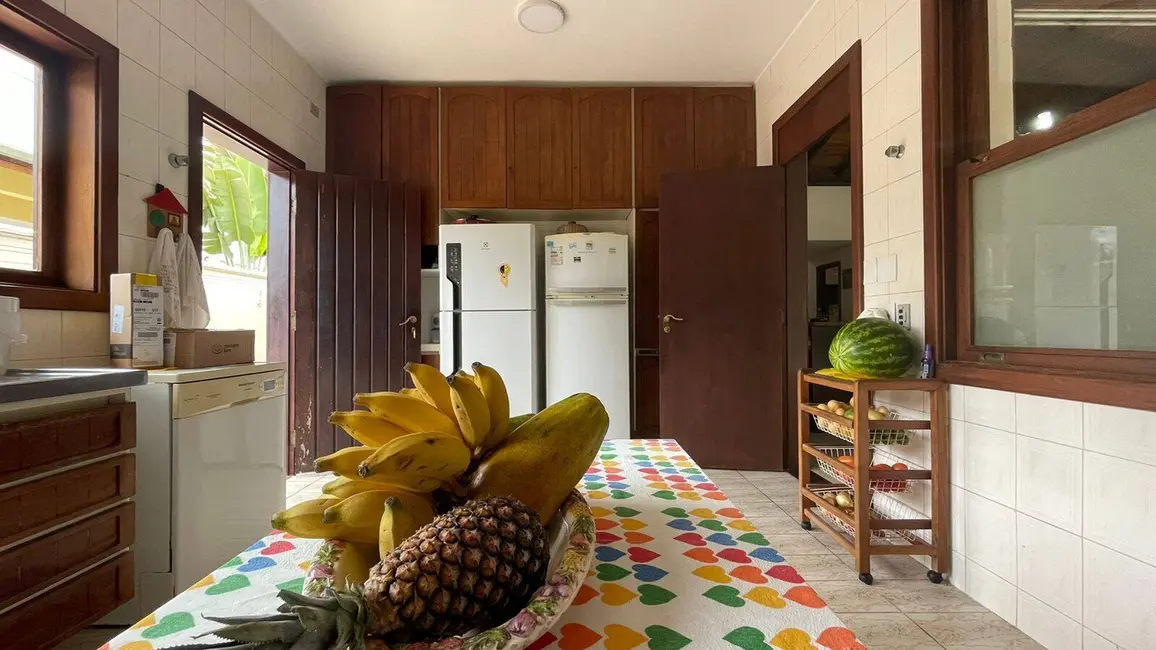 Foto 1 de Casa com 6 quartos à venda, 899m2 em Bertioga - SP