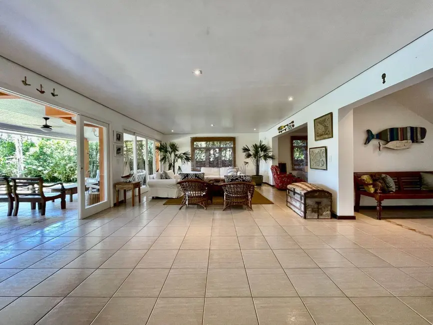 Foto 6 de Casa com 5 quartos à venda, 864m2 em Bertioga - SP