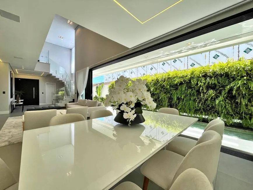 Foto 4 de Casa com 5 quartos à venda, 411m2 em Bertioga - SP