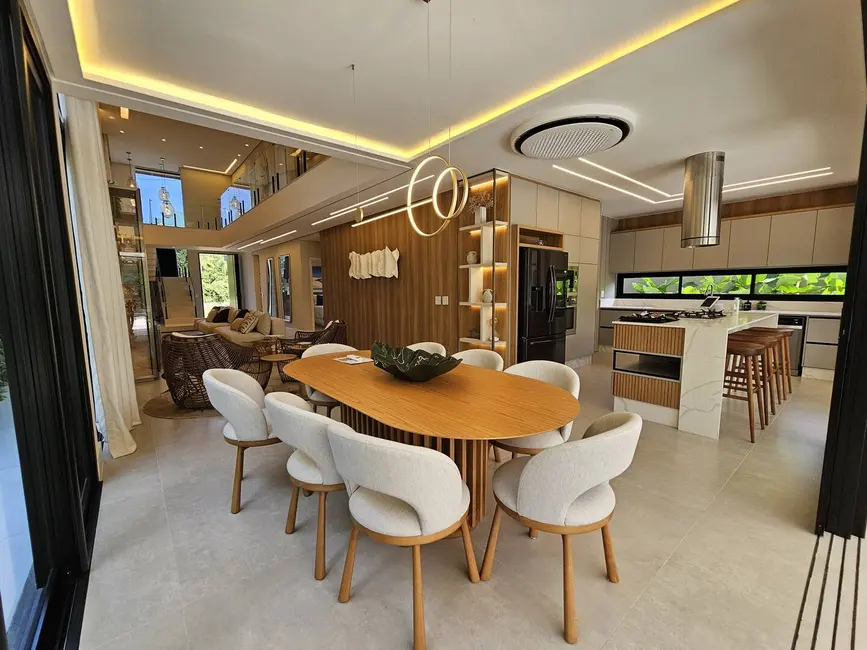 Foto 6 de Casa com 6 quartos à venda, 522m2 em Bertioga - SP