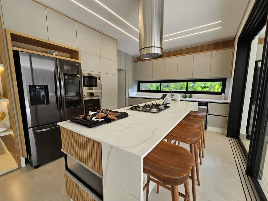 Foto 4 de Casa com 6 quartos à venda, 522m2 em Bertioga - SP