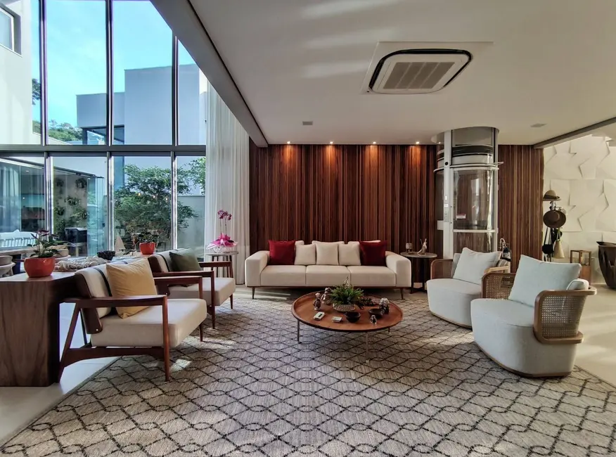 Casa com 7 quartos à venda, 872m2 em Bertioga - SP - imagem 3 Foto 3 de Casa com 7 quartos à venda, 872m2 em Bertioga - SP