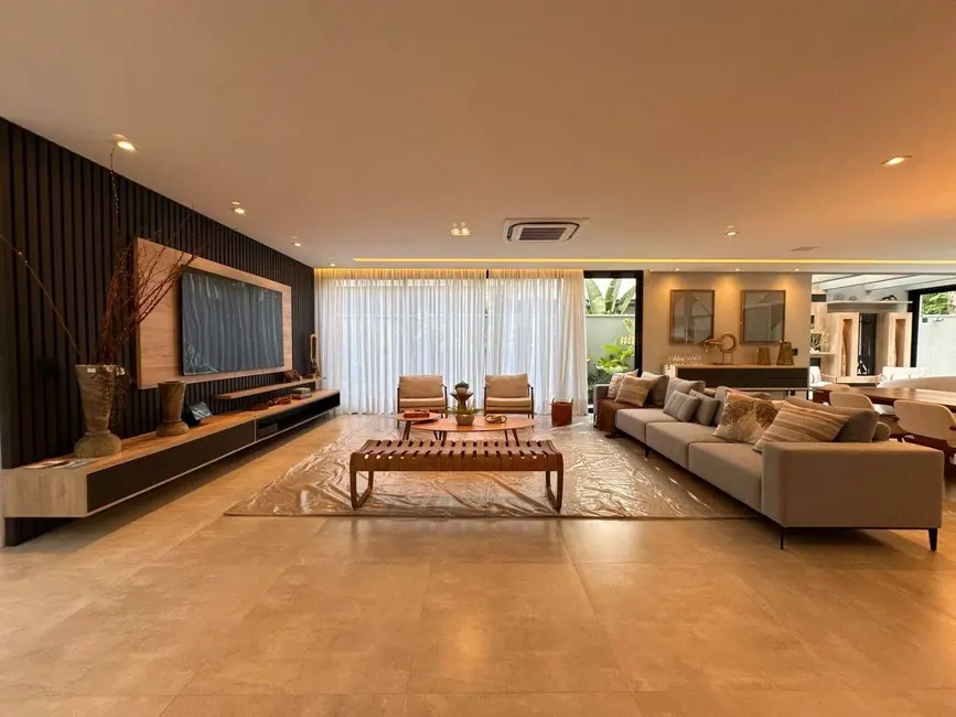 Foto 3 de Casa com 6 quartos à venda, 832m2 em Bertioga - SP