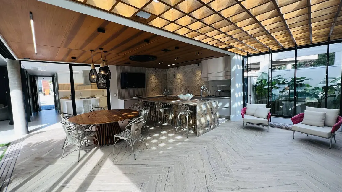 Foto 6 de Casa com 8 quartos à venda, 970m2 em Bertioga - SP