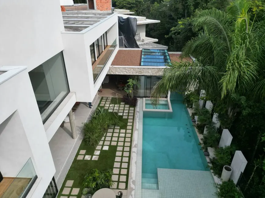 Foto 3 de Casa com 8 quartos à venda, 970m2 em Bertioga - SP