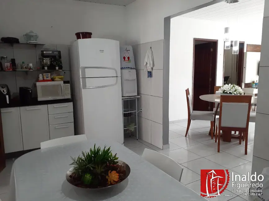 Casa com 5 quartos à venda, 138m2 em Centro, Cabedelo - PB - imagem 9 Foto 9 de Casa com 5 quartos à venda, 138m2 em Centro, Cabedelo - PB