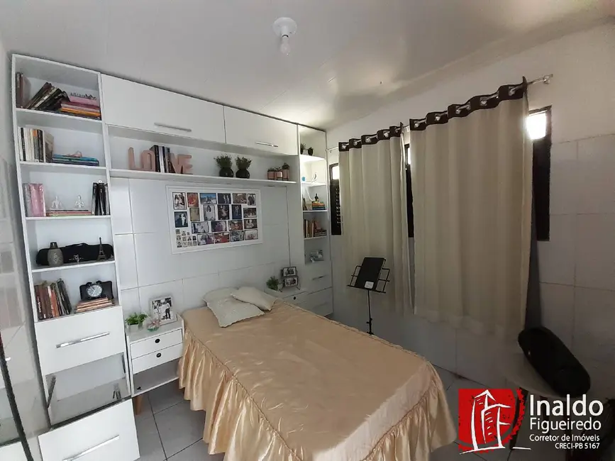Casa com 5 quartos à venda, 138m2 em Centro, Cabedelo - PB - imagem 8 Foto 8 de Casa com 5 quartos à venda, 138m2 em Centro, Cabedelo - PB