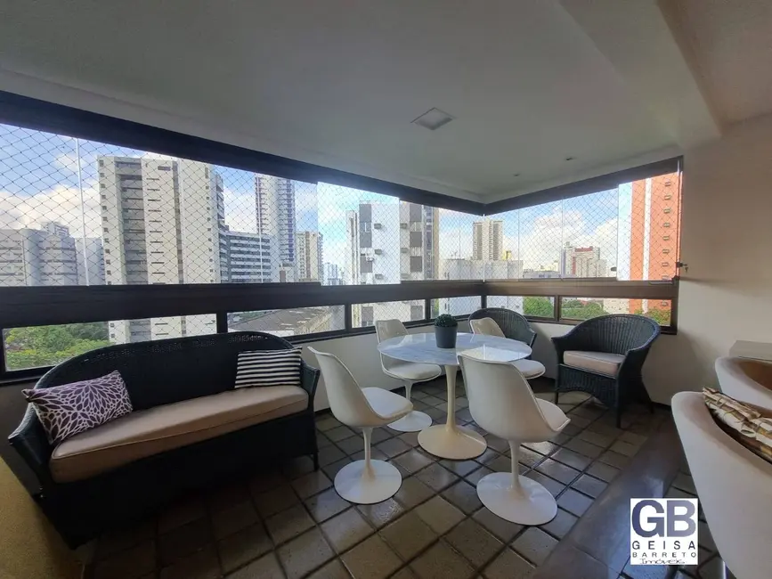 Foto 1 de Apartamento com 3 quartos à venda, 212m2 em Graças, Recife - PE