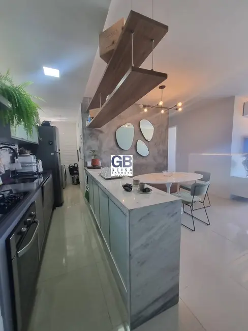 Apartamento com 2 quartos à venda, 61m2 em Boa Viagem, Recife - PE - imagem 2 Foto 2 de Apartamento com 2 quartos à venda, 61m2 em Boa Viagem, Recife - PE