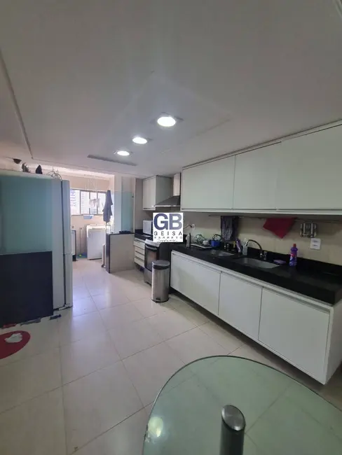 Apartamento com 3 quartos à venda, 180m2 em Boa Viagem, Recife - PE - imagem 8 Foto 8 de Apartamento com 3 quartos à venda, 180m2 em Boa Viagem, Recife - PE