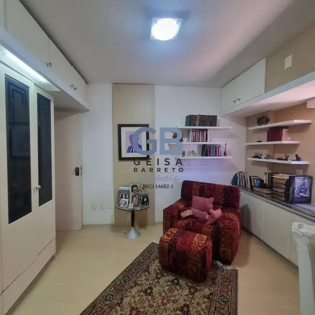 Apartamento com 3 quartos à venda, 190m2 em Boa Viagem, Recife - PE - imagem 5 Foto 5 de Apartamento com 3 quartos à venda, 190m2 em Boa Viagem, Recife - PE