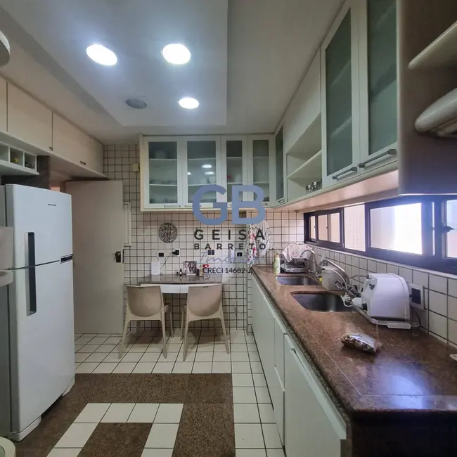 Apartamento com 3 quartos à venda, 190m2 em Boa Viagem, Recife - PE - imagem 9 Foto 9 de Apartamento com 3 quartos à venda, 190m2 em Boa Viagem, Recife - PE