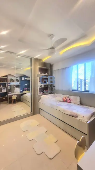 Apartamento com 4 quartos à venda, 185m2 em Boa Viagem, Recife - PE - imagem 5 Foto 5 de Apartamento com 4 quartos à venda, 185m2 em Boa Viagem, Recife - PE