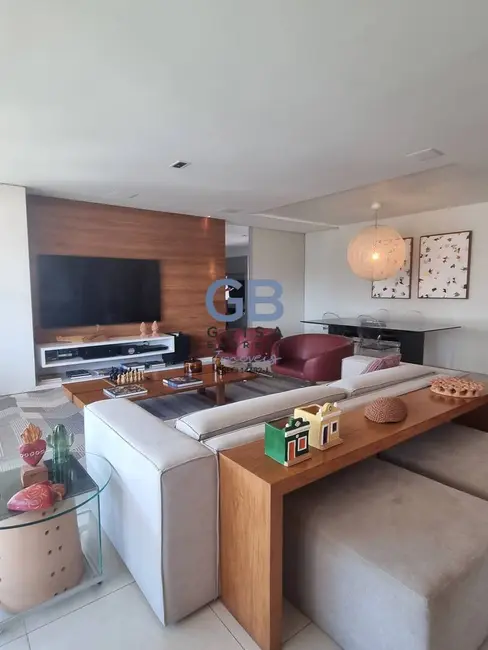 Foto 3 de Apartamento com 4 quartos à venda, 220m2 em Jaqueira, Recife - PE