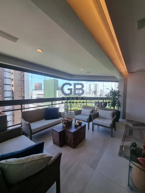 Foto 6 de Apartamento com 4 quartos à venda, 220m2 em Jaqueira, Recife - PE