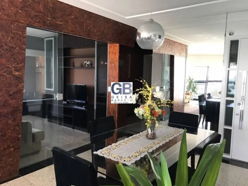 Apartamento com 3 quartos à venda, 170m2 em Boa Viagem, Recife - PE - imagem 3 Foto 3 de Apartamento com 3 quartos à venda, 170m2 em Boa Viagem, Recife - PE