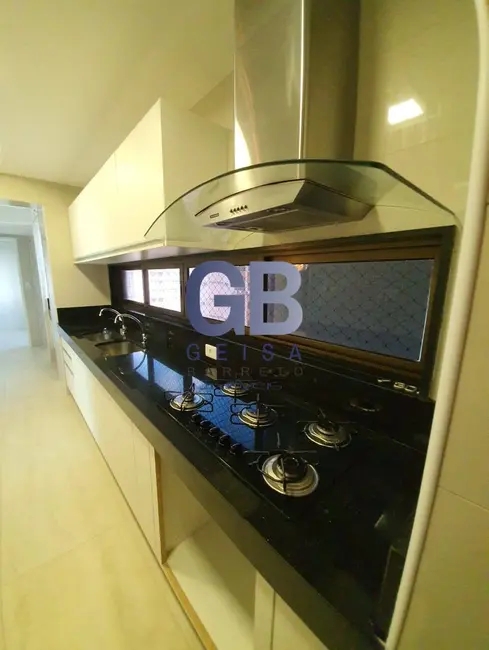 Apartamento com 3 quartos à venda e para alugar, 123m2 em Boa Viagem, Recife - PE - imagem 8 Foto 8 de Apartamento com 3 quartos à venda e para alugar, 123m2 em Boa Viagem, Recife - PE