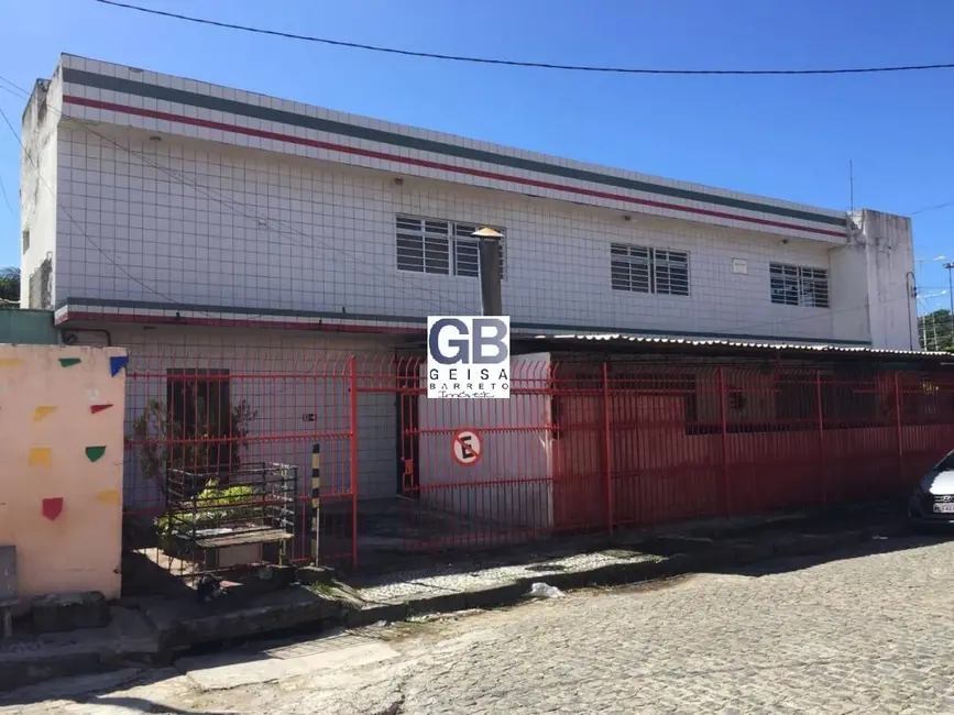 Casa com 4 quartos à venda, 200m2 em Recife - PE - imagem 2 Foto 2 de Casa com 4 quartos à venda, 200m2 em Recife - PE
