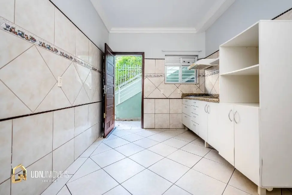 Apartamento com 2 quartos para alugar, 50m2 em Itoupava Norte, Blumenau - SC - imagem 1 Foto 1 de Apartamento com 2 quartos para alugar, 50m2 em Itoupava Norte, Blumenau - SC