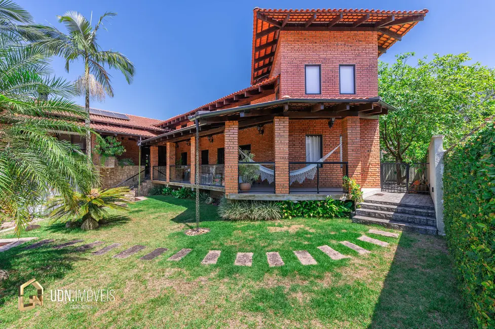 Foto 2 de Casa de Condomínio com 3 quartos à venda, 471m2 em Vorstadt, Blumenau - SC
