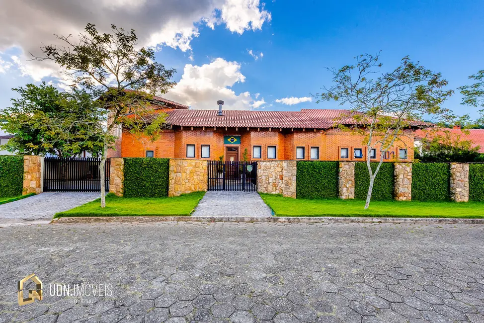 Foto 1 de Casa de Condomínio com 3 quartos à venda, 471m2 em Vorstadt, Blumenau - SC