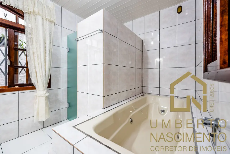 Casa com 3 quartos à venda, 334m2 em Fortaleza, Blumenau - SC - imagem 3 Foto 3 de Casa com 3 quartos à venda, 334m2 em Fortaleza, Blumenau - SC