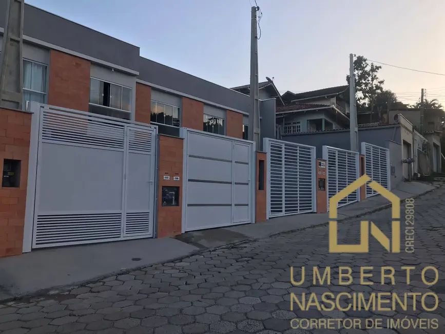 Sobrado com 2 quartos à venda, 80m2 em Ponta Aguda, Blumenau - SC - imagem 4 Foto 4 de Sobrado com 2 quartos à venda, 80m2 em Ponta Aguda, Blumenau - SC