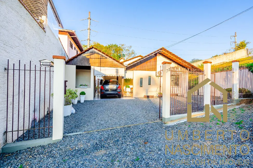 Foto 1 de Casa com 3 quartos à venda, 175m2 em Velha, Blumenau - SC