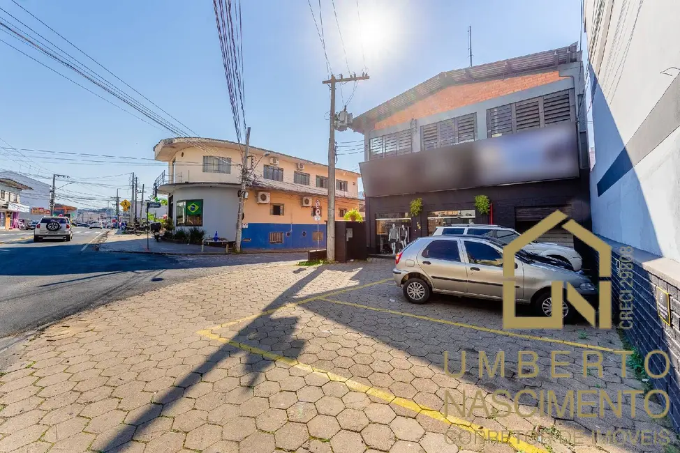 Armazém / Galpão à venda, 750m2 em Água Verde, Blumenau - SC - imagem 3 Foto 3 de Armazém / Galpão à venda, 750m2 em Água Verde, Blumenau - SC