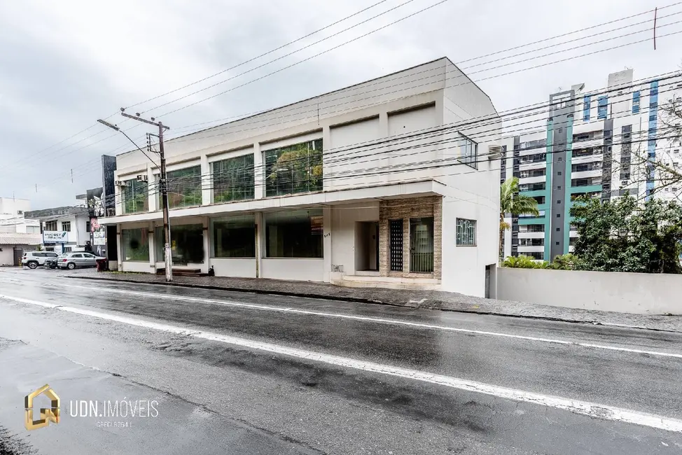 Foto 2 de Sala Comercial para alugar, 385m2 em Victor Konder, Blumenau - SC